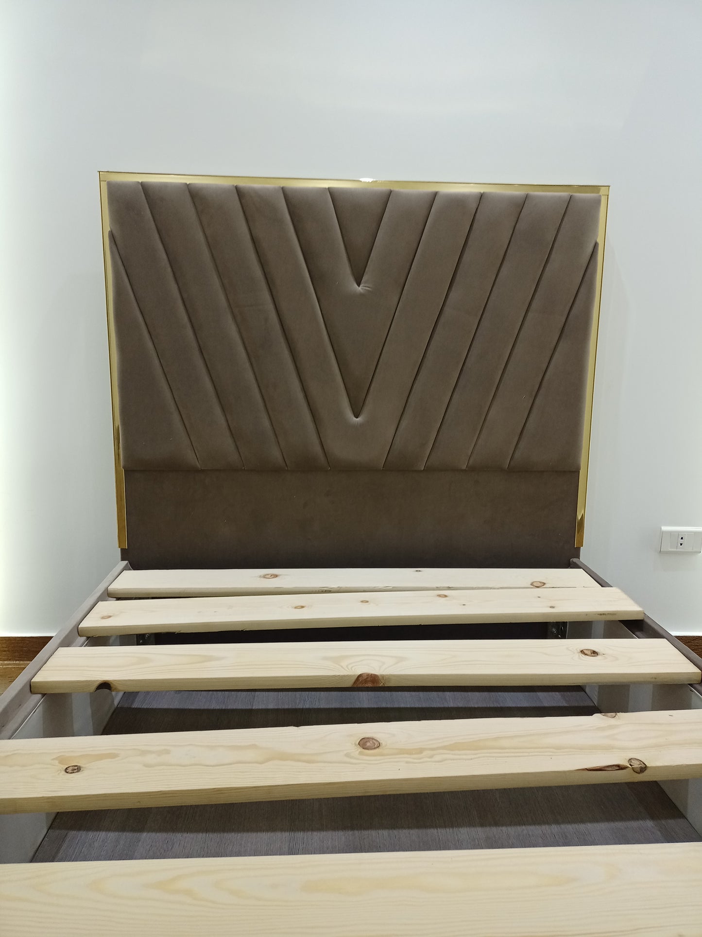 Brentford bed