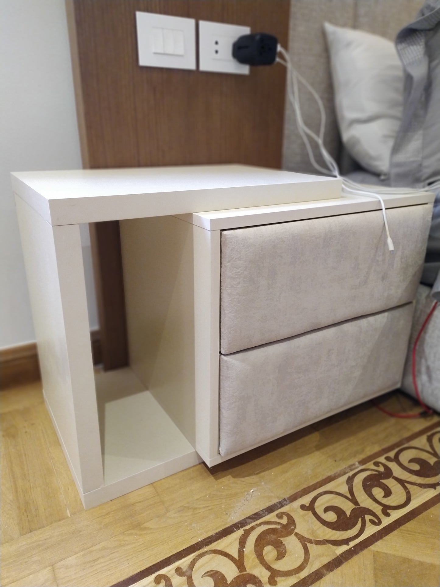 London commode