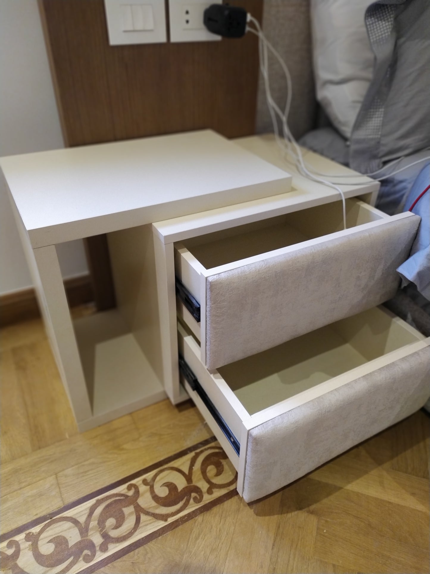 London commode